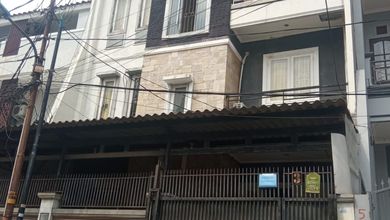 Ruang Usaha Potensial area Jakarta Barat Harga Kompetitif