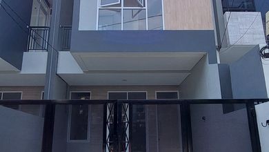 Rumah Favorit di Duri Kepa, Jakarta Barat, 3 KT, Harga 2,1 Miliar