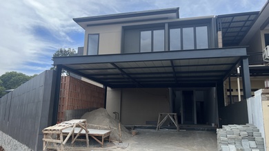 Hunian Elegan di Pondok Cabe, Tangerang, 4 Kamar Tidur, LT 353m²