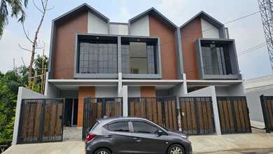 Rumah Dijual di Meruya, Jakarta Barat, LB 110m², Harga Terbaik!
