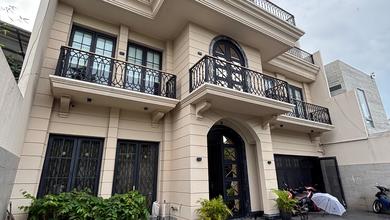 For Sale rumah Premium di Cempaka Putih, Jakarta Pusat - LT 600m²