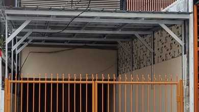 Ruko Komersil Pejagalan 3.5 Lantai Pusat Bisnis Area Komersil Row Jalan 3 Mobil