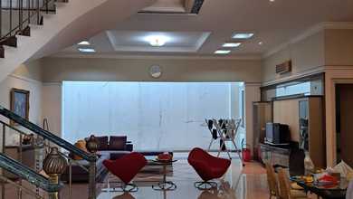 Dijual rumah Mewah di Penjaringan, Jakarta Utara - LT 325m²