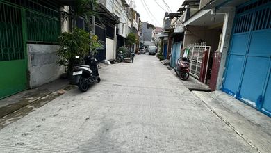 Jual Cepat Rumah Elit area Jelambar, Jakarta Barat, LT 75 m2