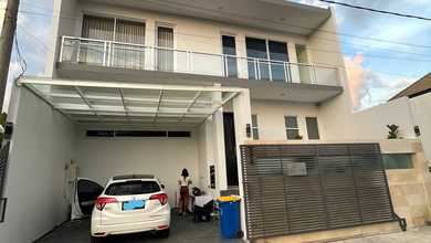 Rumah Area Premium Canggu, Badung - Harga Menarik 7,5 Miliar