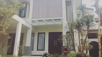 Penawaran Langka, rumah Mewah di BSD Taman Giri Loka, Tangerang, LB 400m²