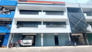 Dijual Ruko di Lokasi Premium Peluang Pasar Besar di Kebayoran Baru Jakarta Selatan Unfurnished