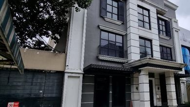 Disewakan Mini Building Parkir Luas!! Area Fatmawati Raya