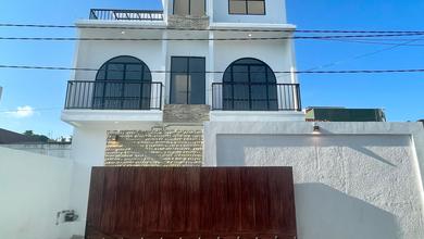 Dijual Brand New Villa Mewah Bergaya Mediterania di Ungasan