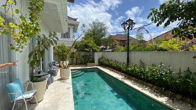 Rumah Area Premium Denpasar Selatan, Denpasar - Harga Menarik 4,5 Miliar