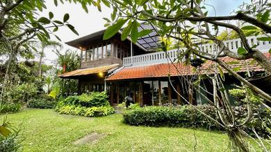 Dijual rumah Premium di Padangsambian Kaja, Denpasar - LT 614m²