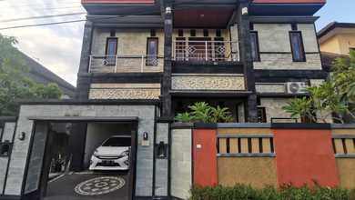 Rumah Eksklusif Luas 300 m2, di Denpasar Timur, Denpasar