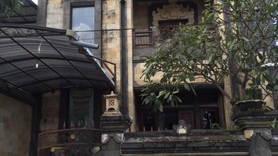 Jual Rumah Mewah LT 220 m2 di Renon, Denpasar