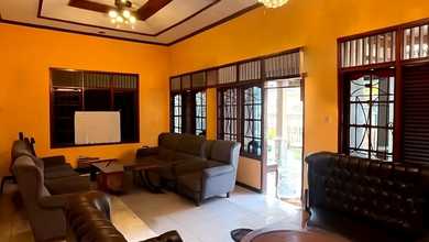 Hunian Mewah di Johar Baru, Jakarta Pusat, 5 Kamar Tidur, LT 306m²