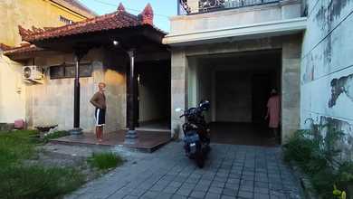 Dijual Rumah Nyaman di Denpasar Utara, Denpasar - LT 200m²