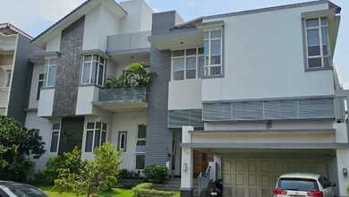 Rumah Area Premium BSD, Tangerang - Harga Menarik 17 Miliar