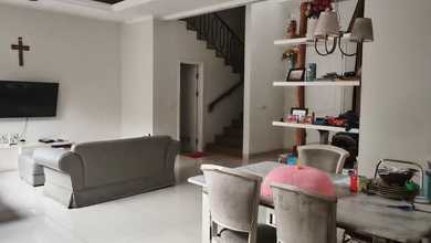 Rumah Area Premium BSD, Tangerang - Harga Menarik 4,8 Miliar