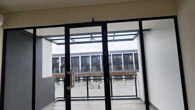 Jual Murah ..Ruko Hampton Avenue Boulevard Gading Serpong Lokasi Super Prime Satu Area dengan Black Owl , Papaya , Pusat Kuliner Gading Serpong 4,5 ×12 Bangunan 3 Lantai3 Ac2 Cctv Solar Panel PPJB Siap AJB bisa KPR