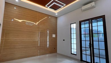 Hunian Mewah di Kawasan Taman Surya, Jakarta Barat, LB 100m², Harga 3,4 Miliar
