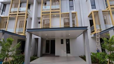 Rumah Area Premium BSD City, Tangerang - Harga Menarik 5 Miliar