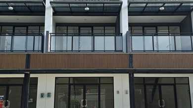 Ruko Hampton Avenue Luas (4.5x12) Lb 119 (3 Lantai) Kmr Mandi 3 >>sdh Ada Cctv, Solar Panel Dan Ac