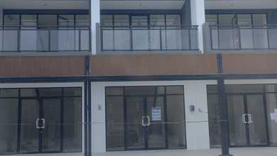 Jual Murah ..Ruko Hampton Avenue Boulevard Gading Serpong Lokasi Super Prime Satu Area dengan Black Owl , Papaya , Pusat Kuliner Gading Serpong 4,5 ×12 Bangunan 3 Lantai3 Ac2 Cctv Solar Panel PPJB Siap AJB bisa KPR