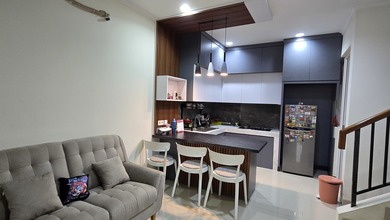 Rumah Favorit di Gading Serpong, Tangerang, 2 KT, Harga 1,65 Miliar