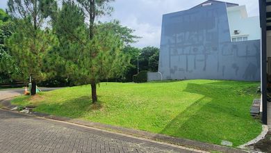 Tanah Luas 300 m2 Lokasi Strategis BSD, Dijual Murah