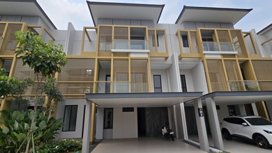 Dijual rumah Eksklusif di BSD, Tangerang - LT 180m²
