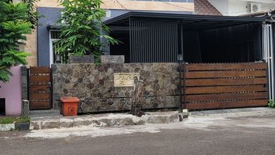 Rumah Dijual di Bogor Barat, Bogor, LB 200m², Harga Terbaik!