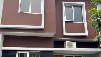 Jual Rumah Strategis di Cibinong, Bogor - LT 84m²