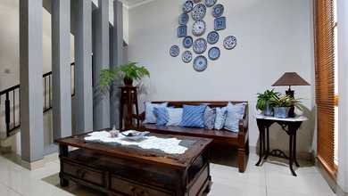 Hunian Elite di Kawasan Kota Wisata, Bogor, LB 300m², Harga 3,7 Miliar