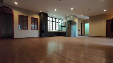 Kesempatan Langka, rumah Prestisius di Tomang, Jakarta Barat, LB 800m²