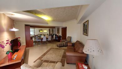 For Sale Apartemen Eksklusif di Taman Anggrek, Jakarta Barat, LB 146m²