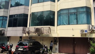 Jual murah Dan Cepat Komplek Ruko Goldenvile Dekat Grenvil , Tanjung Duren , Jakarta Barat