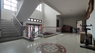 Rumah Prestisius di Kawasan Tamansari, Jakarta Barat, LB 220m², Harga 7,7 Miliar