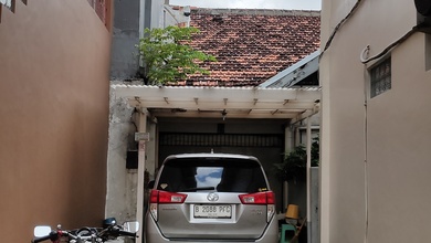 Rumah Elegan di Tanah Abang, Jakarta Pusat, 3 Kamar Tidur, LT 314m²