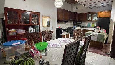 Rumah Mewah di Pasar Baru, Jakarta Pusat, 4 KT, LT 225m²