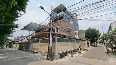 Hunian Prestisius di Kawasan Gunung Sahari, Jakarta Pusat, LB 200m², Harga 5,5 Miliar