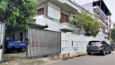 Jual Rumah Cantik Luas 308 m2 di Sunrise Garden, Jakarta Barat