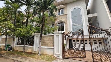 Hunian Mewah di Kelapa Gading, Jakarta Utara, 5 KT, LT 513m²
