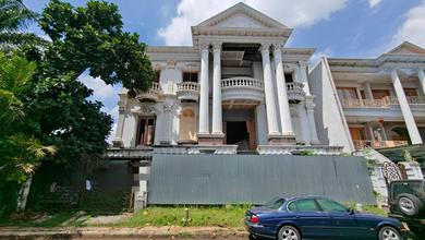 Penawaran Langka, rumah Prestisius di Kelapa Gading, Jakarta Utara, LB 1200m²