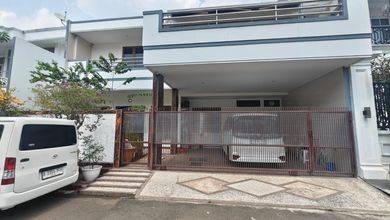 Jual Rumah Bagus Luas 216 m2 di Sunter, Jakarta Utara