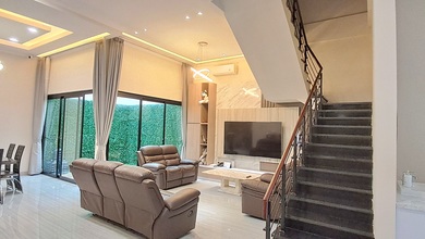 Rumah Area Luxury Green garden, Jakarta Barat - Harga Terbaik 6,7 Miliar