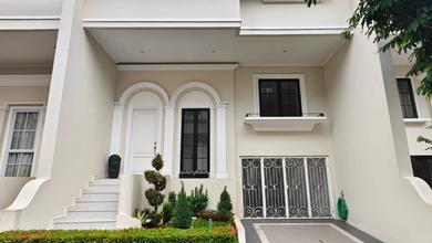 Rumah Area Luxury Intercon, Jakarta Barat - Harga Terbaik 3,85 Miliar