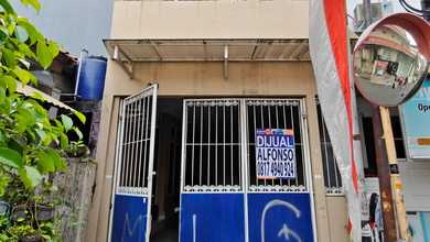 Rumah Dijual di Kemanggisan, Jakarta Barat, LB 175m², Harga Kompetitif!