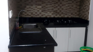 Apartemen Nyaman di Pluit, Jakarta Utara, Harga Murah 80 Juta /tahun