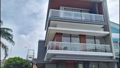 Rumah Mewah di Citra Garden, Jakarta Barat, 3 Kamar Tidur, LT 142m²