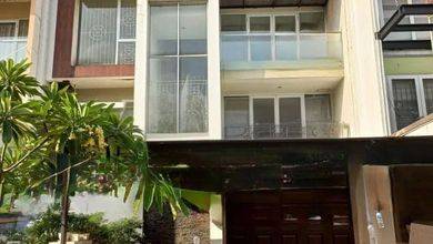 Rumah Mewah LT 144 m2, di Citra Garden, Jakarta Barat