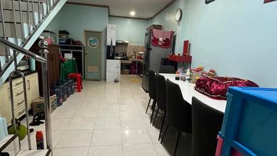 Promo Rumah di Taman Palem, Jakarta Barat, LB 100m², Harga 1,3 Miliar